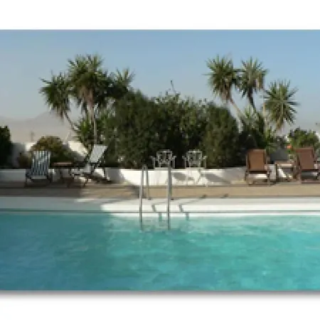 Sleeps 4 Pool Wifi Apartamento *